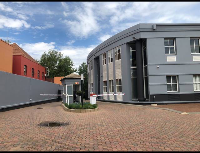 107M² OFFICE TO LET IN ILLOVO